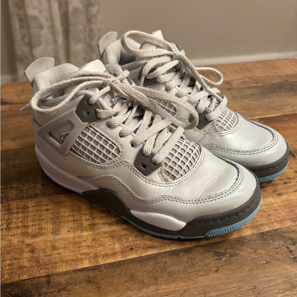 Kids Jordan Retro 4 Sneaker